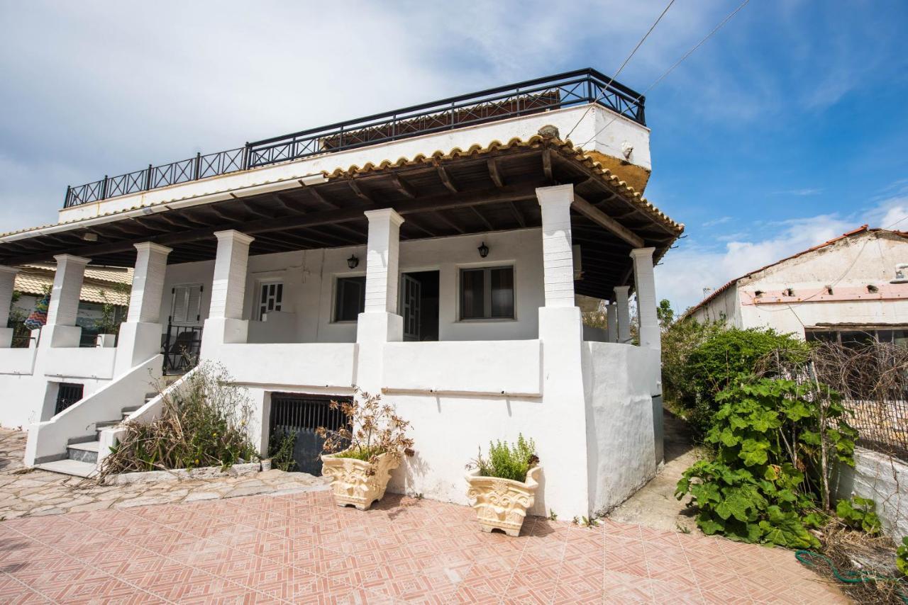 Pantelis Apartments Агиос Георгиос Екстериор снимка