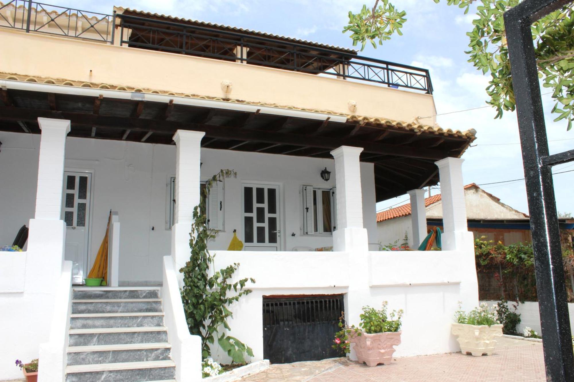 Pantelis Apartments Агиос Георгиос Екстериор снимка