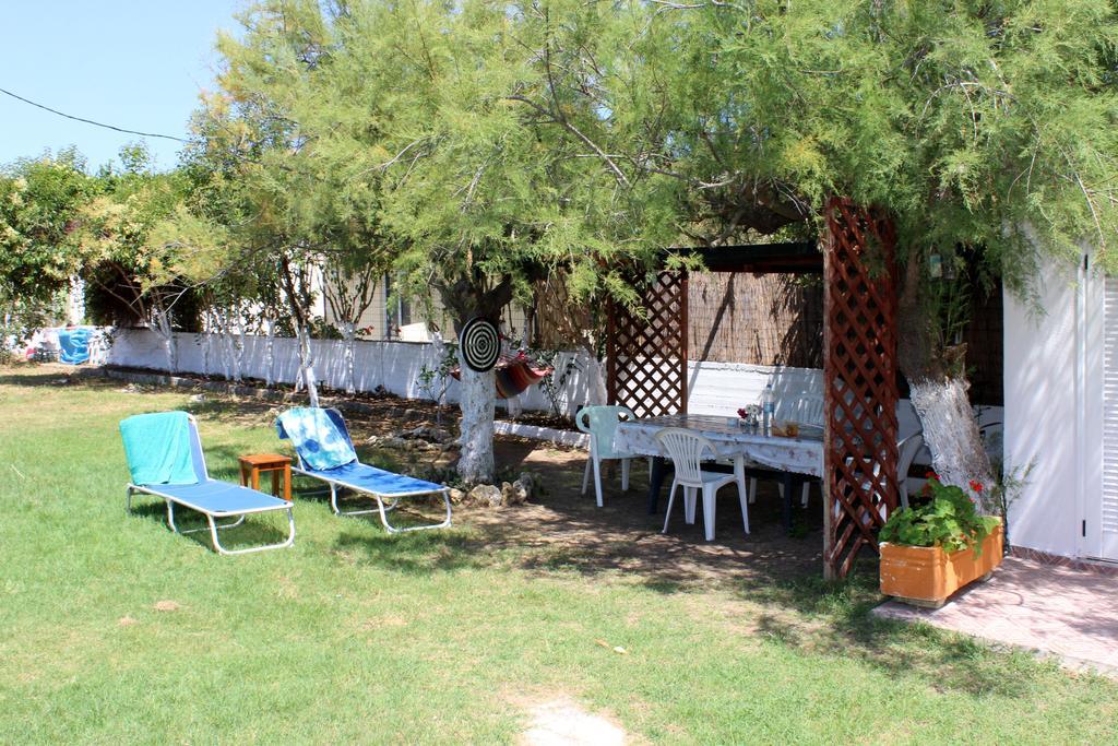 Pantelis Apartments Агиос Георгиос Екстериор снимка